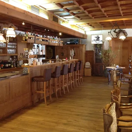 Tutzinger Hof Отель 3*