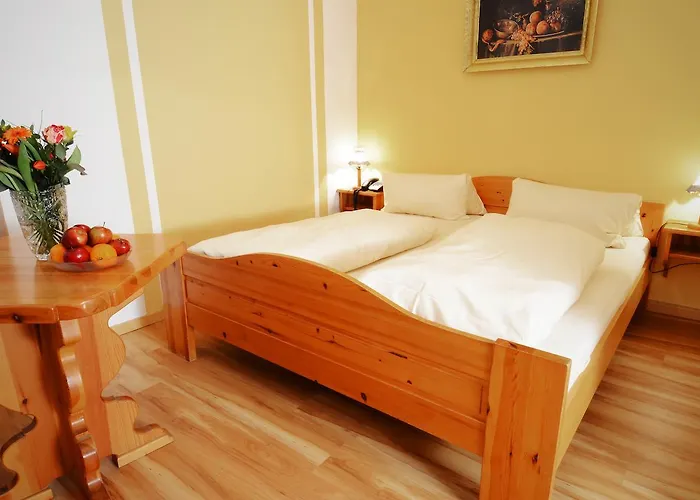 Tutzinger Hof 3*